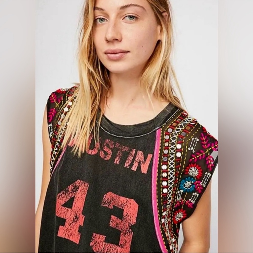 NWOT We The Free Black Graphic Embroidered Sleeve Muscle Tee with Pink Accents - Picture 4 of 6